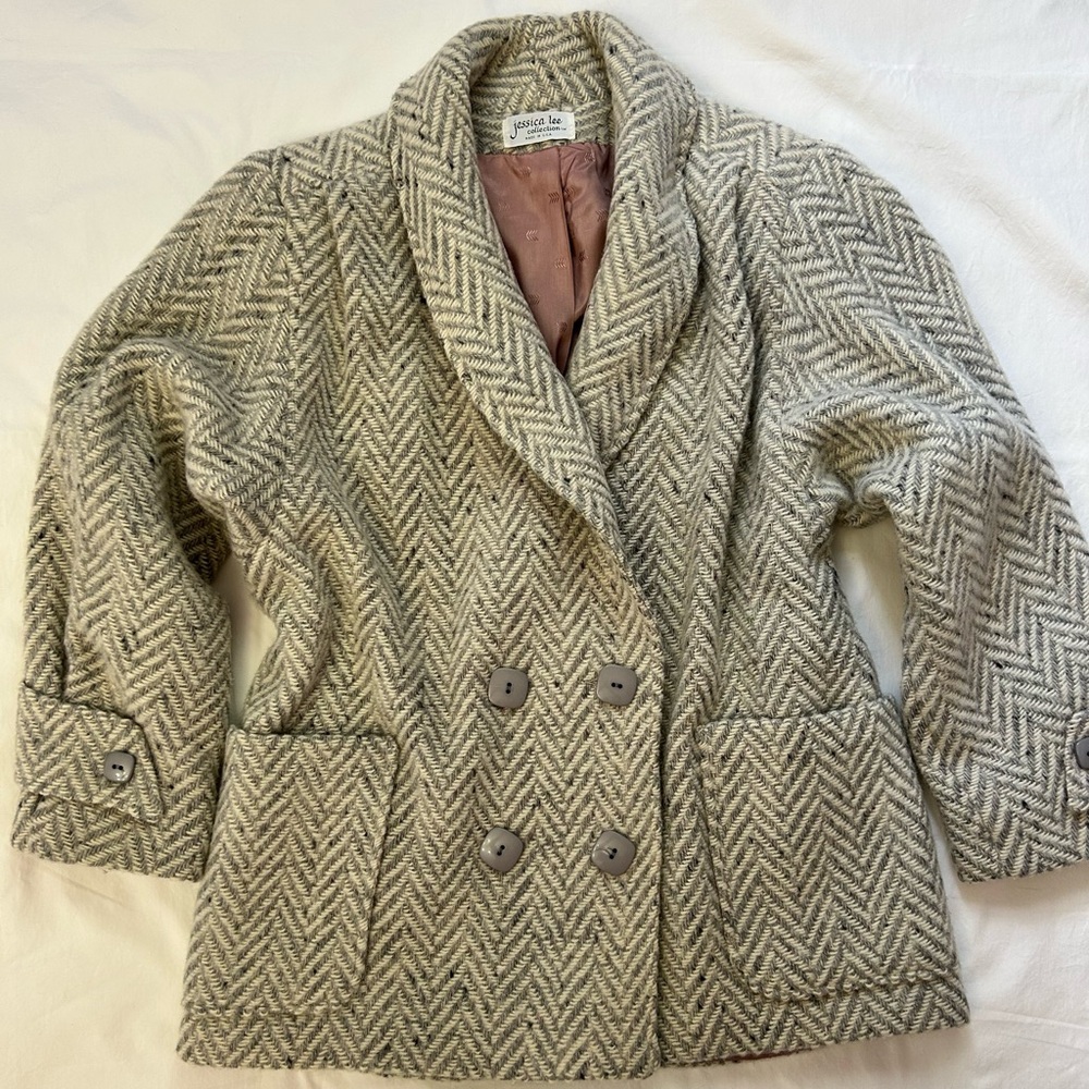 Vintage Herringbone Wool Tweed Coat/Jacket Women’s Sz L? Made in USA Gray/White